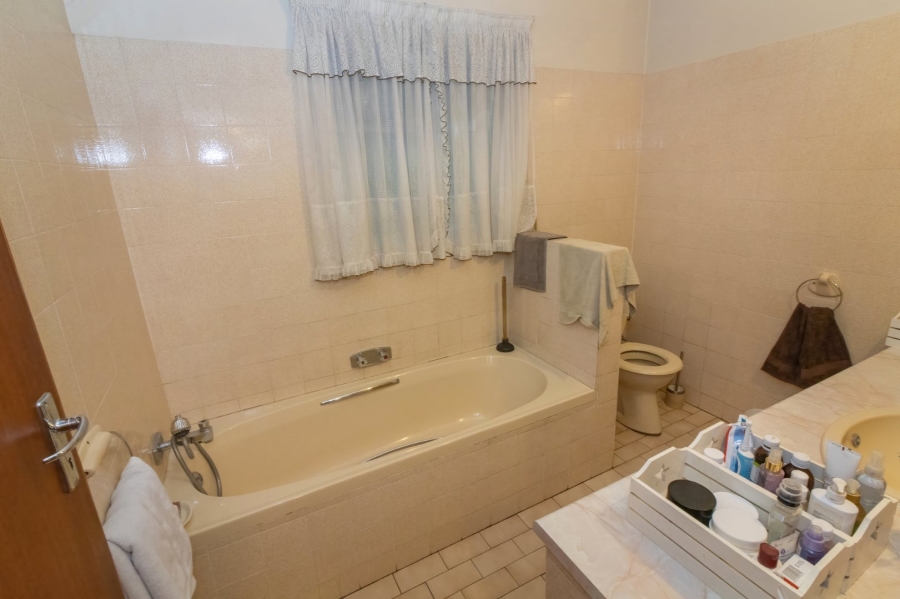 3 Bedroom Property for Sale in Kroonheuwel Free State